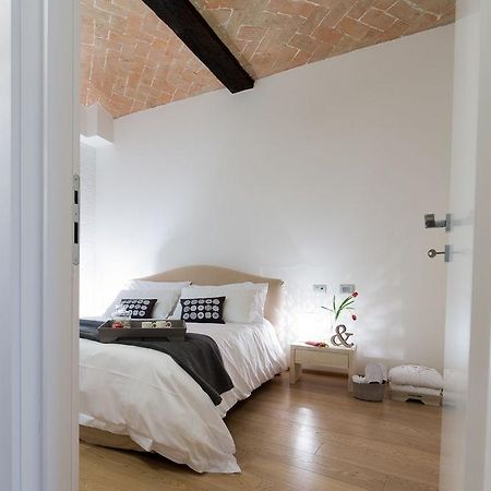 Emilia Suite Modena Buitenkant foto